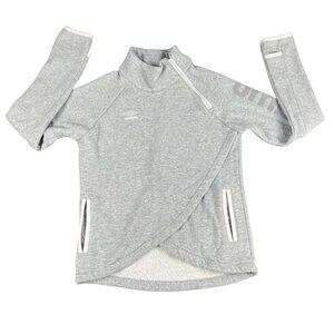 Umbro Gray Quarter-Zip Pullover Sweatshirt – Cozy Warmth, Sporty Style, Size M